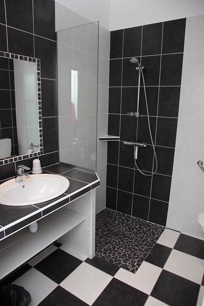 chambre d'h�tes avec douche � l'italienne